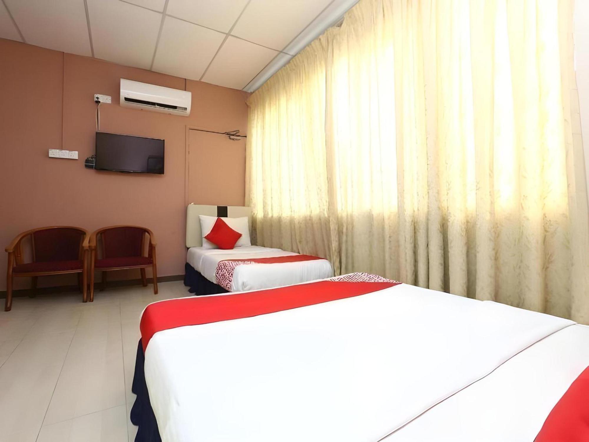 Destiny Riverside Hotel 2*