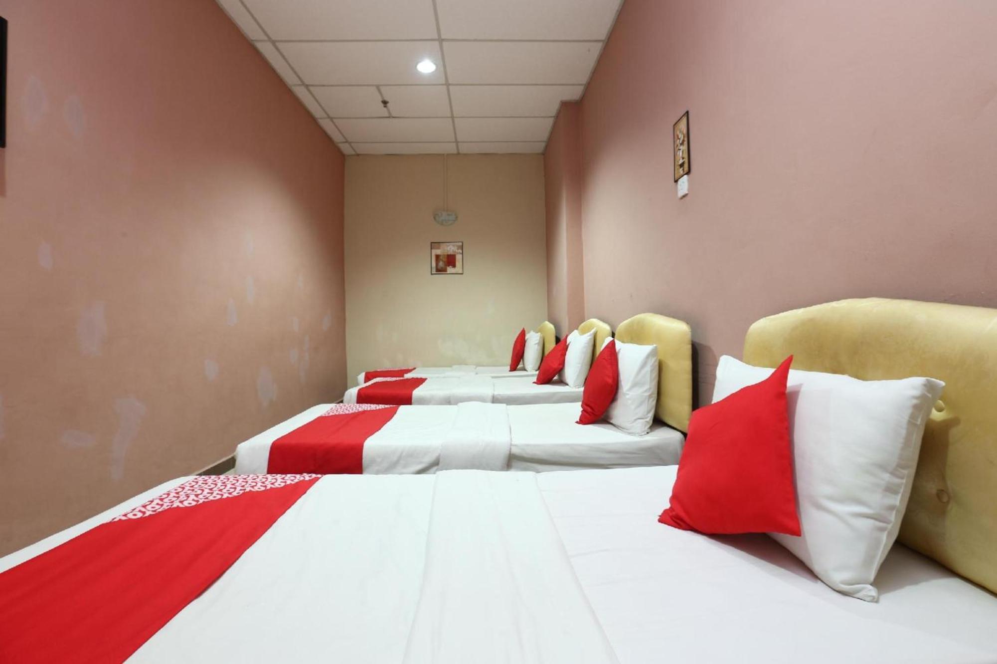 Hotel Destiny Riverside 2*